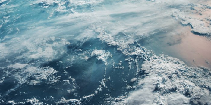 2732x2732 Wallpapers of the week: Earth