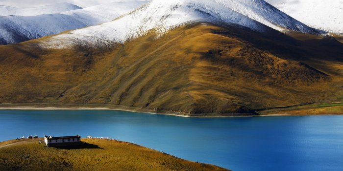 1332x850 Wallpaper mountains, house, river, Tibet images for desktop, section  пейзажи - download