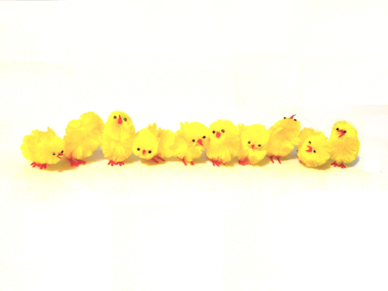1280x960 Easter Chicks Wallpapers | Charlie Likes Sparkly Things