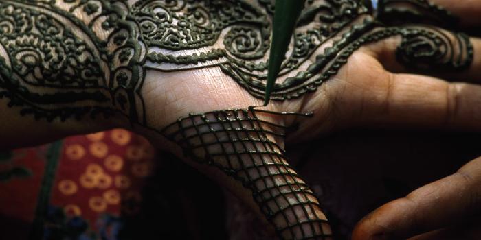 1024x768 Angelslover - The Entertainment Website: Henna Hand - Best Wallpaper Of the  Day National Geographic