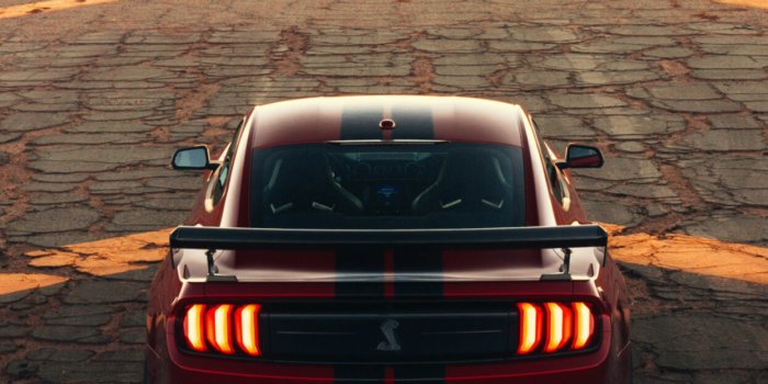 1245x2560 Ford Mustang Wallpaper 4K - KIEVSTUDIO