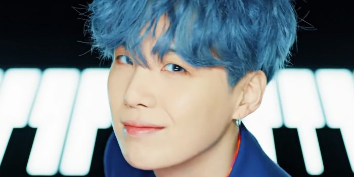 3840x2160 Suga BTS Boy With Luv 4K Wallpaper #4