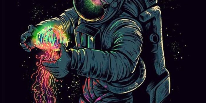 720x1280 28+] Spaceman Wallpapers on WallpaperSafari