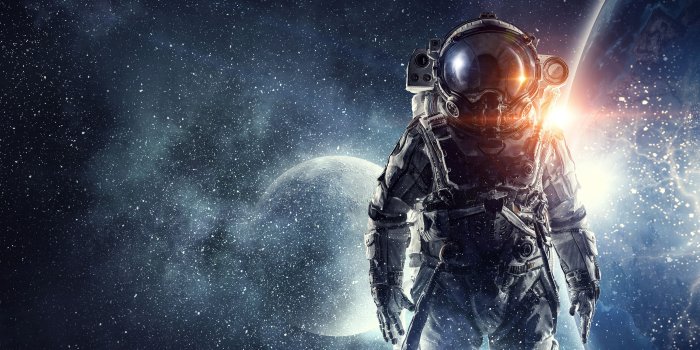 4300x2580 4K Astronaut Wallpapers - Top Free 4K Astronaut Backgrounds -  WallpaperAccess