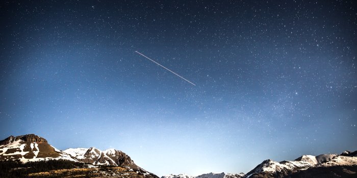 2738x1779 5406873 2738x1779 #amazing wallpaper, #snow, #Creative Commons images,  #night, #hd backgrounds, #shooting star, #wallpapers hd, #pretty backgrounds,  #sky, #falling star, #star, #range, #mountain range, #wallpaper, #wallpapers,  #comet, #mountain