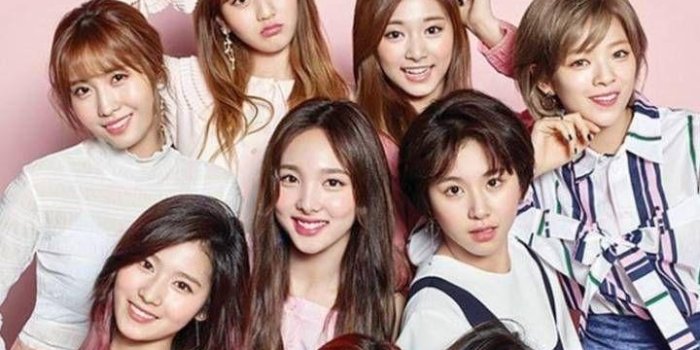 720x1280 Twice Kpop Wallpapers