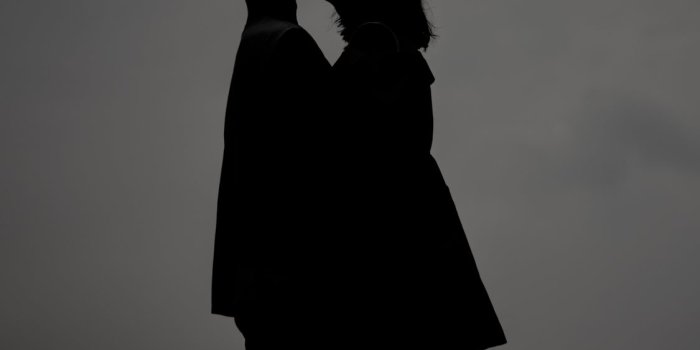 1125x2436 Best Romantic iPhone X HD Wallpapers - iLikeWallpaper