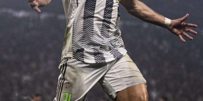 715x1460 Cristiano Ronaldo Wallpaper - Wallpaper Sun