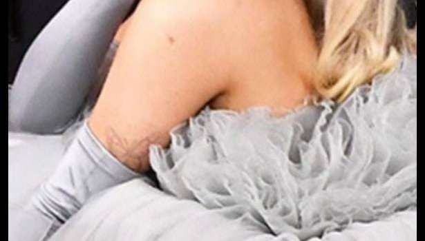 615x1280 Ariana Grande Wallpapers [Desktop,iPhone,Laptop,Phone]