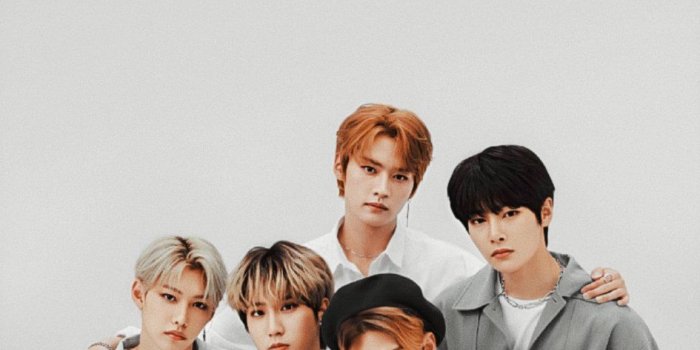 945x2048 Pin on ☢️Stray Kids☢️