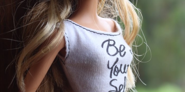 1000x1500 500+ Barbie Photos [HQ] | Download Free Images On Unsplash