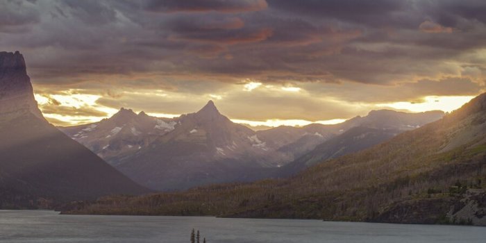 900x1600 Cursed wallpaper soft-bricks several Android phones: Details and possible  workarounds - NotebookCheck.net News