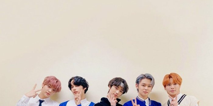 1024x2048 TXT | WALLPAPERS ♡ | Txt, Kpop wallpaper, Wallpaper