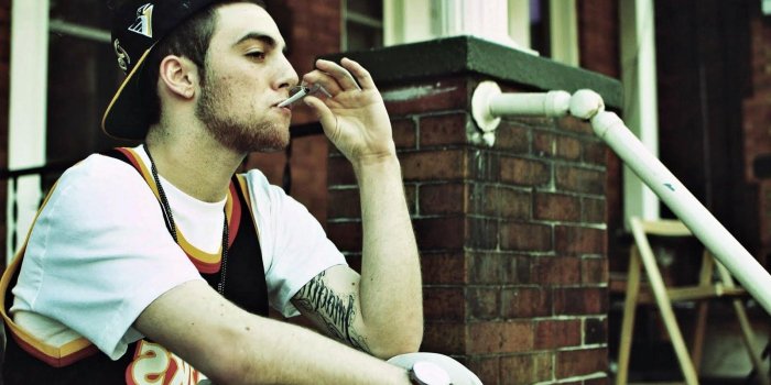 1600x900 Wallz Hut: Mac Miller