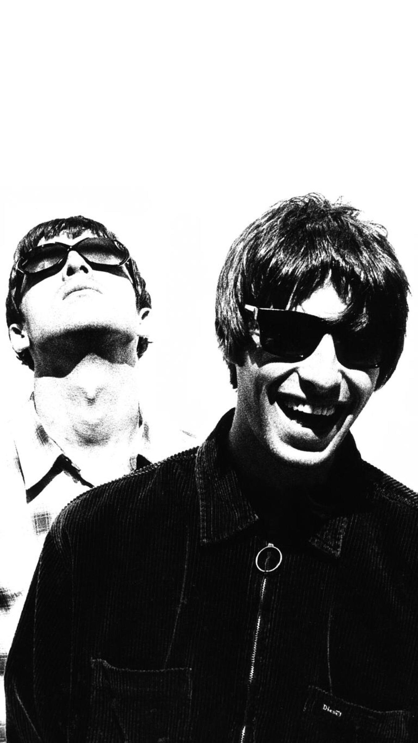 1349x2399 Turned my favourite pic of the boys into a wallpaper: oasis