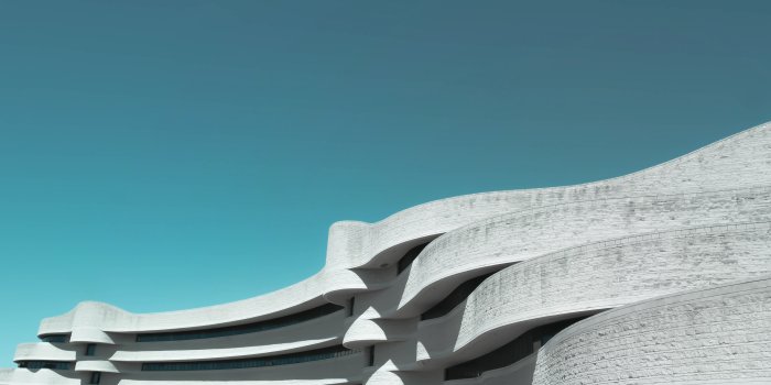 4592x2584 Wallpaper of the Week - Minimal Architecture