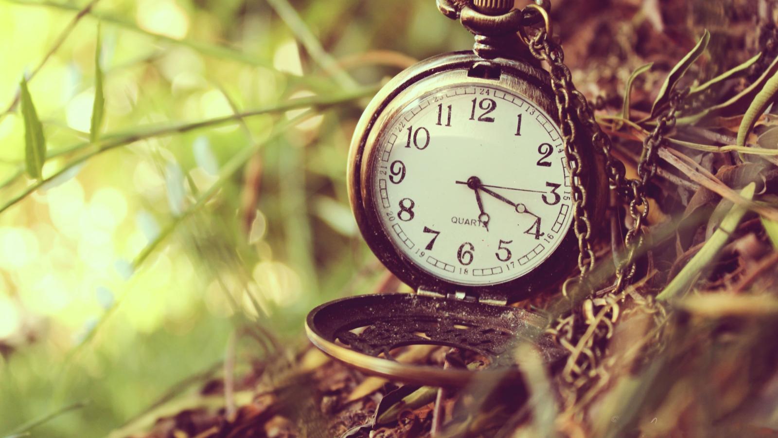 2560x1440 Time Full Hd Wallpaper Desktop - Waqt Quotes In Urdu - 2560x1440 Wallpaper  - teahub.io