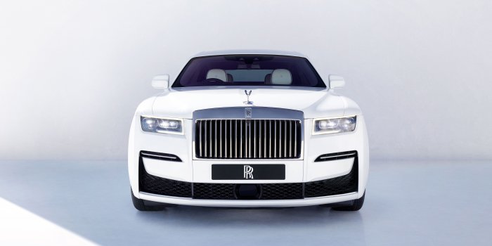 5120x2880 Rolls-Royce Ghost 2020 5K 3 Wallpaper | HD Car Wallpapers | ID #15681