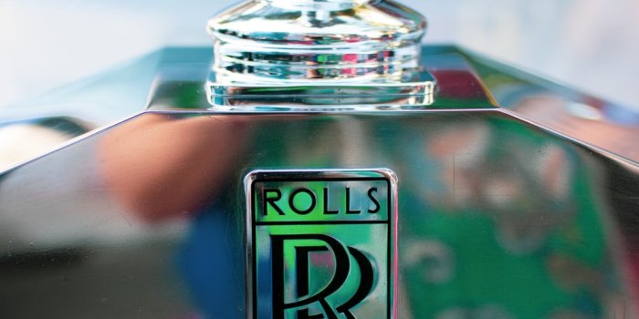 1000x1777 550+ Rolls Royce Pictures | Download Free Images on Unsplash