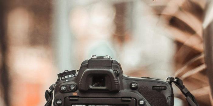 950x1689 Camera 4k Mobile Wallpapers