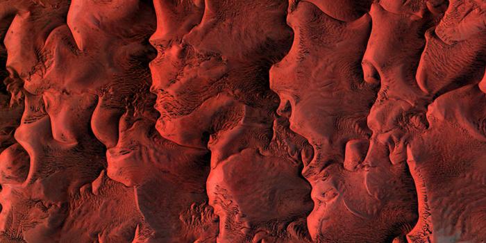 1440x2560 Red Shore iPhone 8 Wallpaper | iDrop News