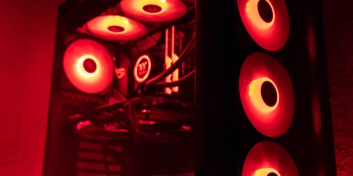 1000x1500 Computer Case Pictures | Download Free Images on Unsplash