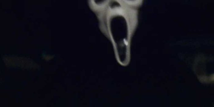 768x1024 Scream Wallpaper | WhatsPaper