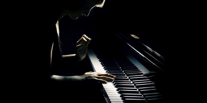 2592x2592 Piano Wallpaper | WhatsPaper