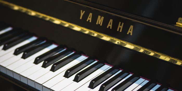 2560x1600 bl15-art-piano-wallpaper