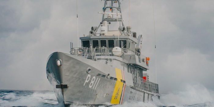 1000x1500 Navy Wallpapers: Free HD Download [500+ HQ] | Unsplash