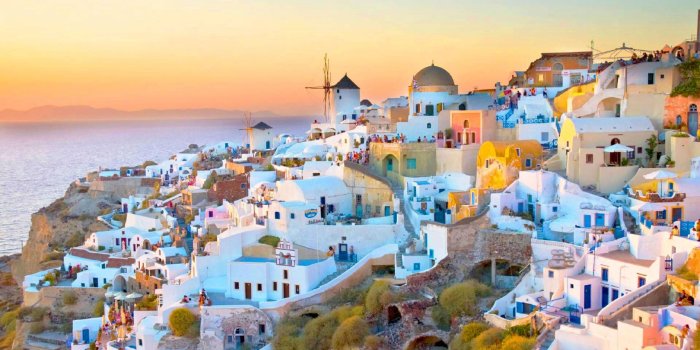 2560x1600 Wallpaper Oia Village On Santorini Island In Greece Sunset • Wallpaper For  You HD Wallpaper For Desktop & Mobile
