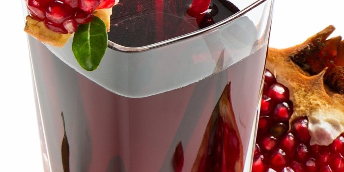 1125x2436 Pomegranate juice, glass cup 1242x2688 iPhone 11 Pro/XS Max wallpaper,  background, picture, image