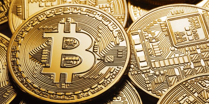 2560x1080 2560x1080 Bitcoin Cryptocurrency Coin 2560x1080 Resolution Wallpaper, HD  Other 4K Wallpapers, Images, Photos and Background - Wallpapers Den