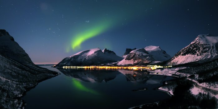 2560x1600 Aurora Wallpaper #6845150