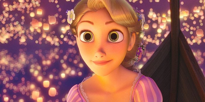 1366x820 Tangled Wallpaper Mural | Marmalade Art