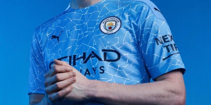 1366x2048 Man City 2020/2021 Wallpapers