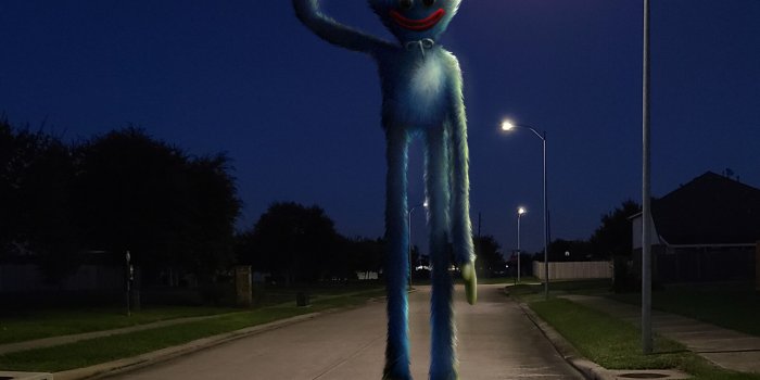 1920x2969 ArtStation - Huggy Wuggy