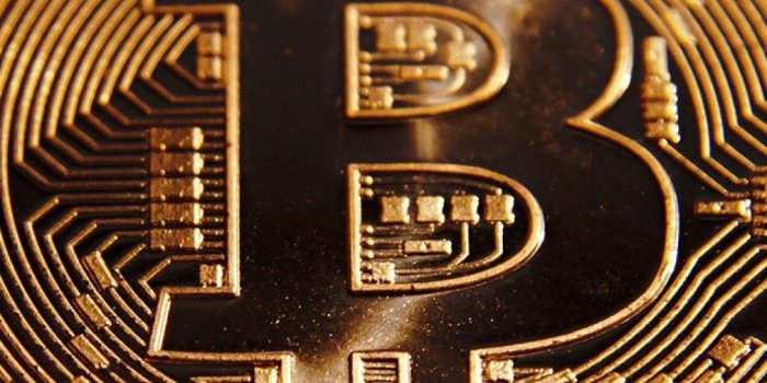 1080x2400 Download 1080x2400 Bitcoin, Cryptocurrency Wallpapers for Samsung Galaxy  Note 20 & S20 FE, Xiaomi Mi 10T Pro, Poco F2 Pro