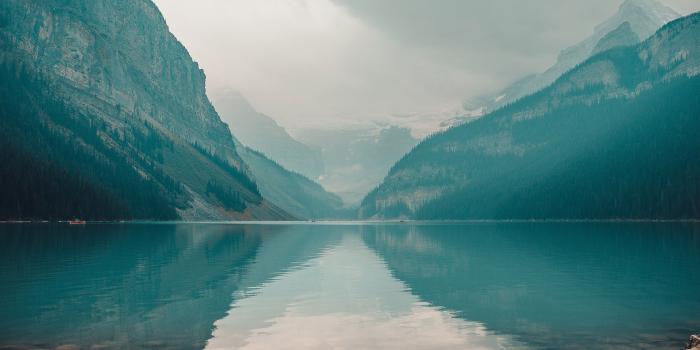 2732x2732 ob69-lake-mountain-river-nature-wallpaper