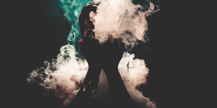 1440x900 Wallpaper Vape Cloud Check, Man, Smoke, Hands • Wallpaper For You