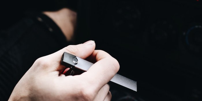 1000x1500 Juul Pictures | Download Free Images on Unsplash