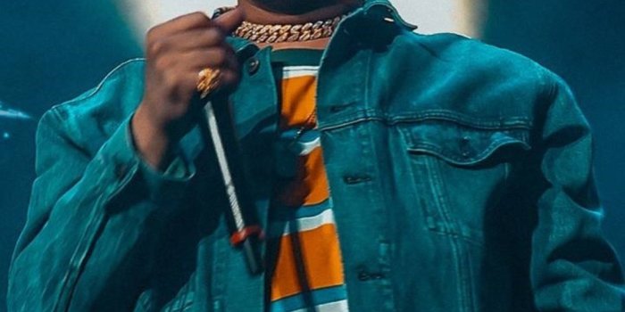 1080x1920 Bad Bunny Wallpaper - Bad Bunny Wallpaper : WallsHub