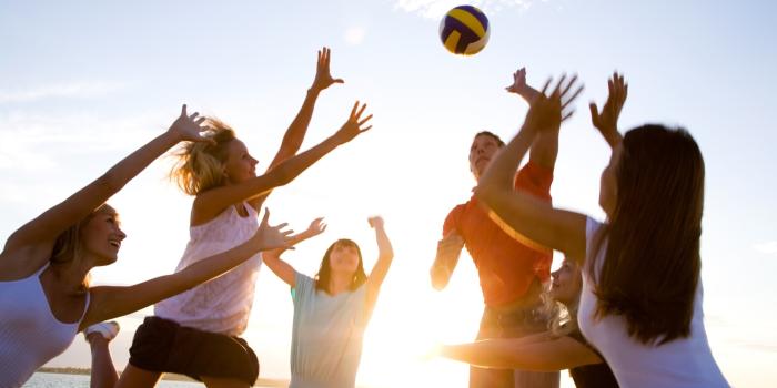 2560x1600 women, Beach Volleyball Wallpapers HD / Desktop and Mobile Backgrounds