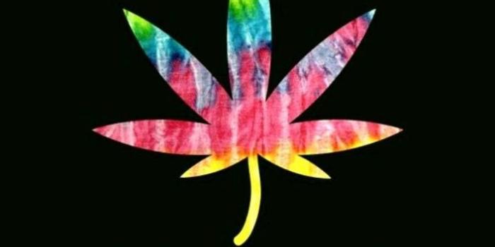 715x1271 Stoner Wallpaper - Wallpaper Sun