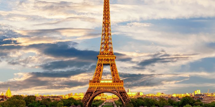 2560x1600 Wallpaper 4k eiffel tower, paris, france, showplace 4k Wallpaper