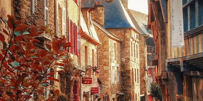 828x1792 Brittany, Dinan, France, city, houses, street 1080x1920 iPhone 8/7/6/6S  Plus wallpaper, background, picture, image