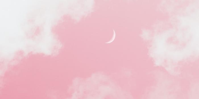 1000x1500 crescent moon in the sky photo – Free Brown Image on Unsplash