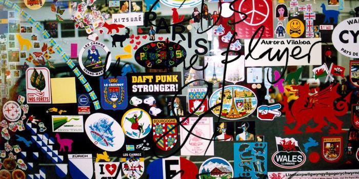 1024x768 Designer Brands Wallpapers