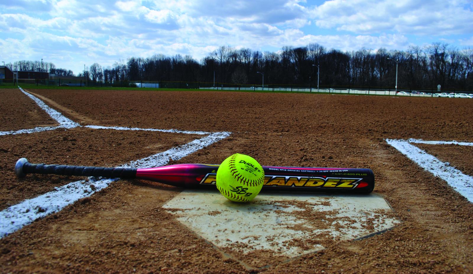3872x2244 Free Download Softball Backgrounds - PixelsTalk.Net