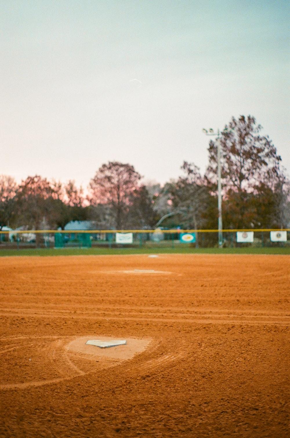 1000x1508 Softball Pictures | Download Free Images on Unsplash